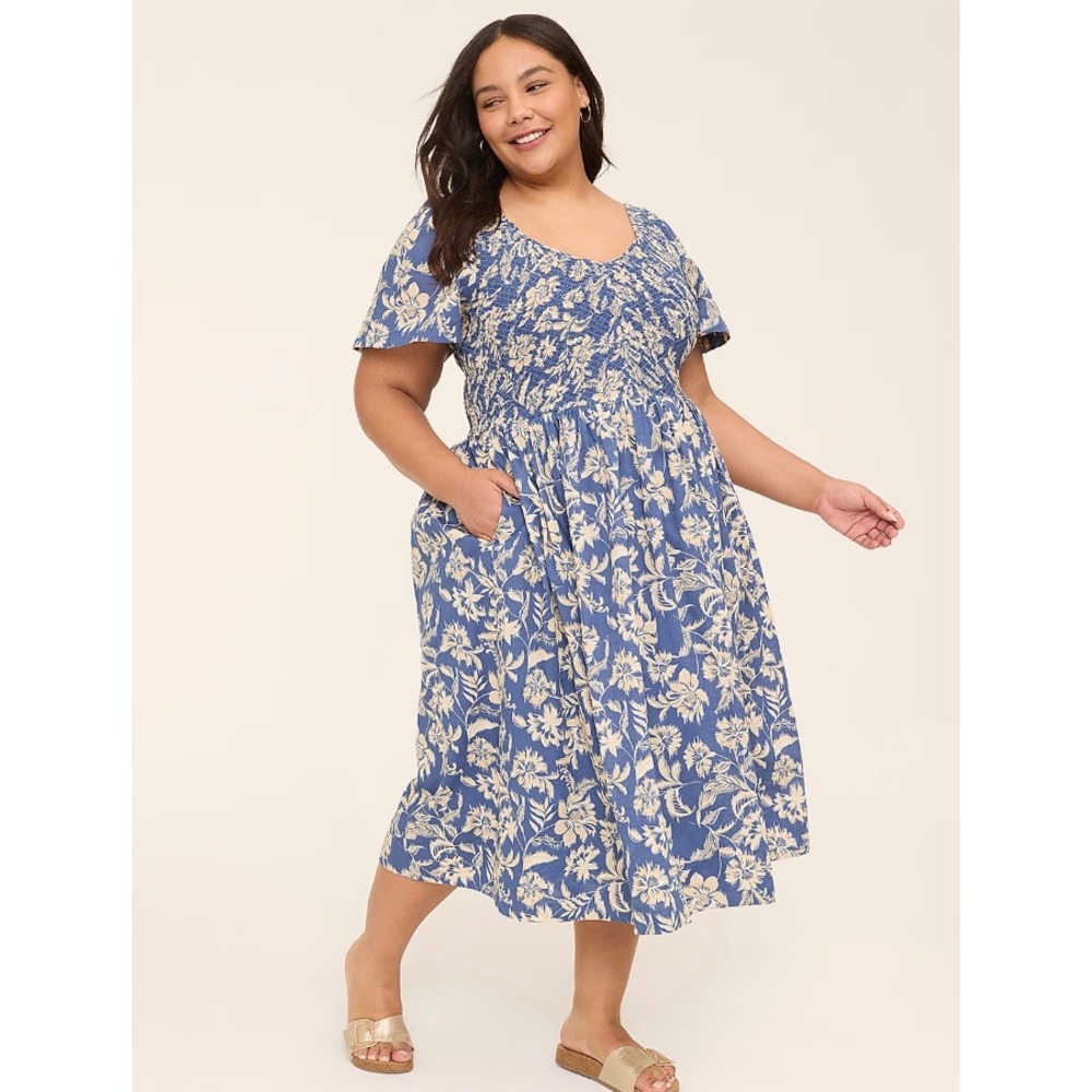 Lane Bryant Blue Floral Smocked Midi Dress Womens 14/16P Petite Short Pocket